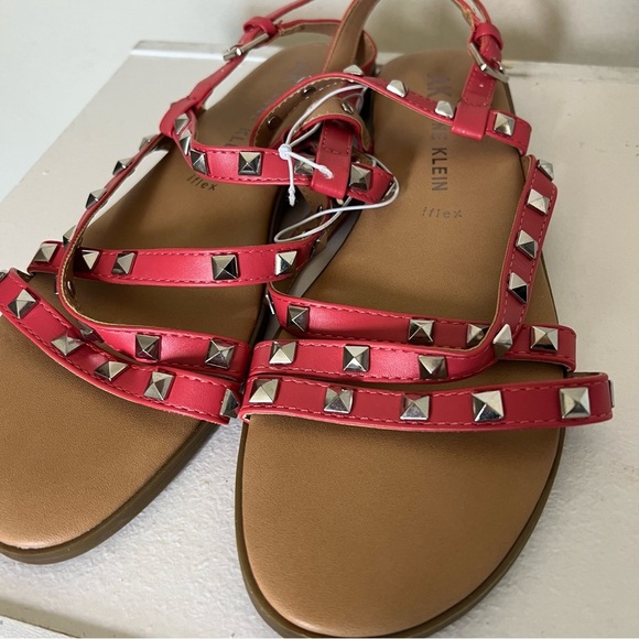 Like New Anne Klein Talulah Coral Pink Studded Flat Gladiator Sandals Sz 8.5 - Picture 5 of 9